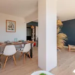 Le Blue Sea - Appt T3 Classe 3 Etoiles A 650m De La Apartment Le Lavandou